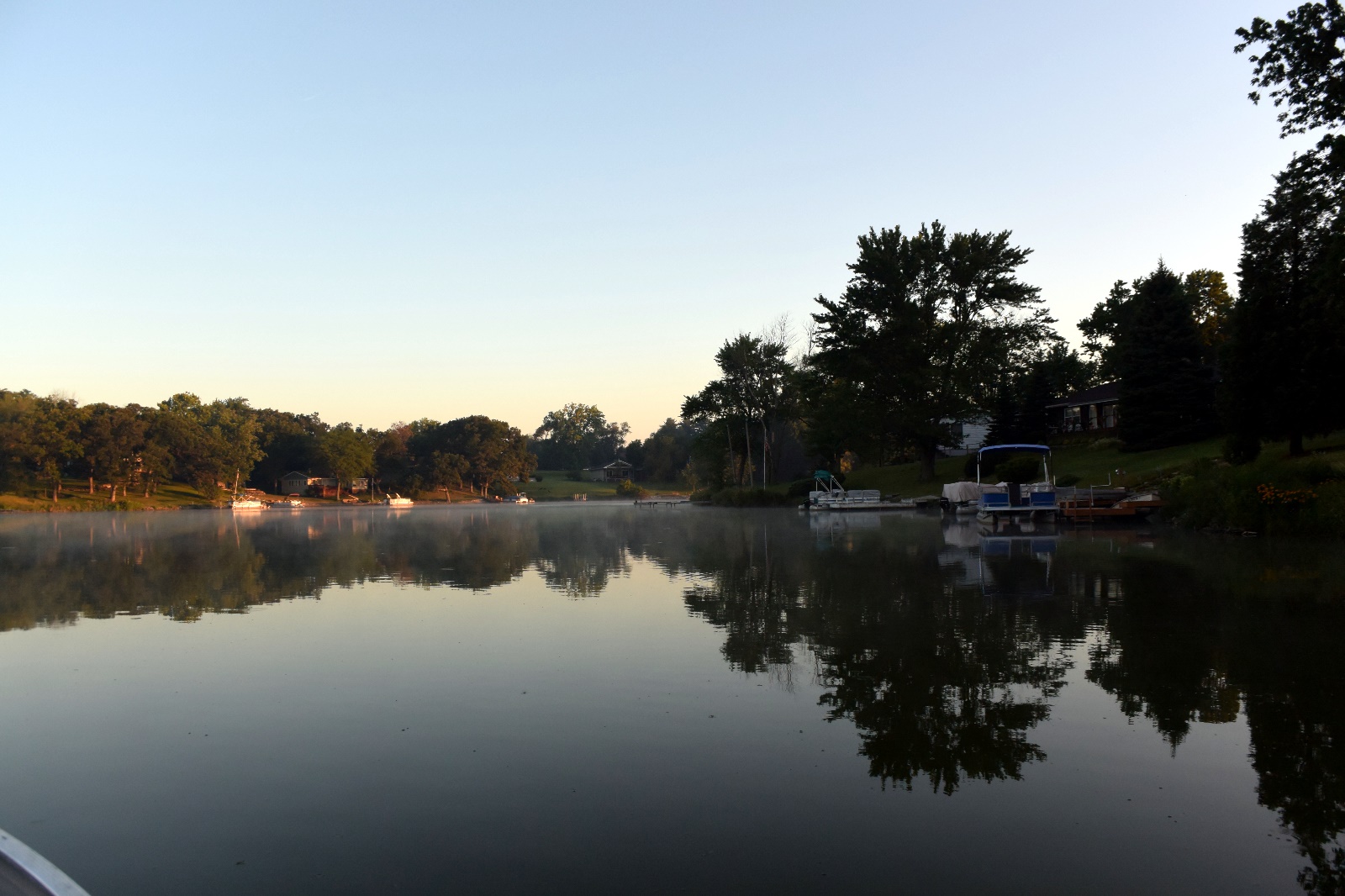Morning on the lake